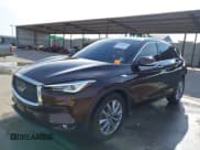 ✅ 2020 Infiniti QX50 Essential • VIN: 3PCAJ5M35LF117582 • Lot: 41430515. Wystawiony na IAAI z przebiegiem 43 578 mil. Bezpłatny archiwum sprzedaży aukcyjnych z USA i szczegółowy raport historii pojazdu na DreamBid. Zdjęcie 18.