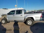 ✅ 2013 Toyota Tacoma PreRunner • VIN: 5TFJU4GN0DX044952 • Lot: 43655844. Listed on IAAI with 91,202 mi. Free auction sales archive from the USA and detailed vehicle history report at DreamBid. Image 15.