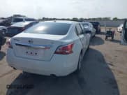 ✅ 2015 Nissan Altima S • VIN: 1N4AL3AP5FC282142 • Lot: 43530058. Wystawiony na IAAI z przebiegiem 180 416 mil. Bezpłatny archiwum sprzedaży aukcyjnych z USA i szczegółowy raport historii pojazdu na DreamBid. Zdjęcie 4.