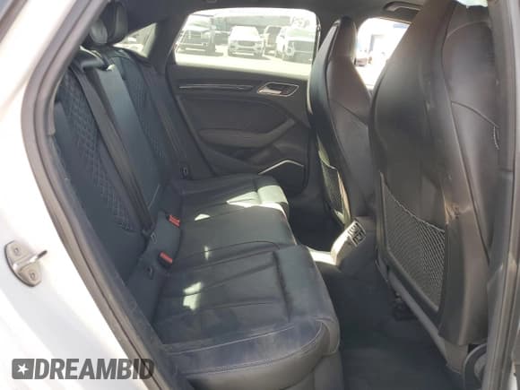 ✅ 2018 Audi S3 Premium Plus • VIN: WAUB1GFF9J1034277 • Lot: 48336225. Wystawiony na Copart z przebiegiem Nie podano. Bezpłatny archiwum sprzedaży aukcyjnych z USA i szczegółowy raport historii pojazdu na DreamBid. Zdjęcie 11.