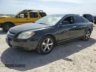 ✅ 2012 Chevrolet Malibu 1LT • VIN: 1G1ZC5E05CF216098 • Лот: 48236585. Опубликован ранее на Copart с пробегом 133 471 миль. Бесплатный доступ к архиву аукционных продаж из США и подробный отчёт об истории автомобиля на DreamBid. Изображение 1.