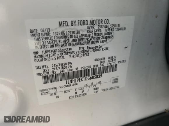 ✅ 2013 Lincoln MKS • VIN: 1LNHL9EK1DG605839 • Лот: 71952195. Опубликован ранее на Copart с пробегом Не указан. Бесплатный доступ к архиву аукционных продаж из США и подробный отчёт об истории автомобиля на DreamBid. Изображение 12.