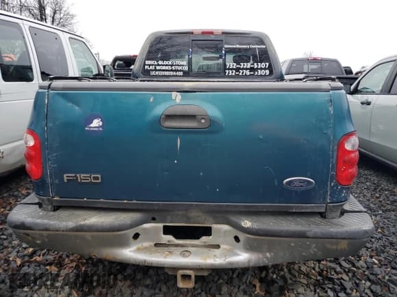 ✅ 2001 Ford F-150 XL • VIN: 1FTRX08L41KA65540 • Лот: 43135985. Опубликован ранее на Copart с пробегом 186 430 миль. Бесплатный доступ к архиву аукционных продаж из США и подробный отчёт об истории автомобиля на DreamBid. Изображение 6.