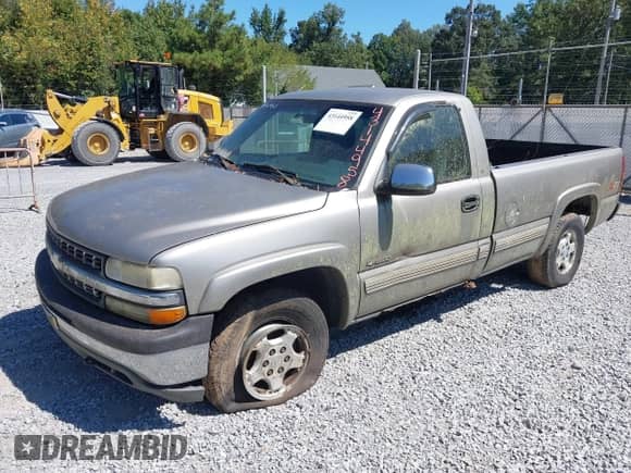 2002 Chevrolet Silverado 1500 LS with VIN 1GCEK14T52Z230125, listed as a IAAI auction lot 43144958 with 143,167 mi miles and . Bid and sale history available at DreamBid. Image 2.