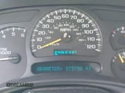 ✅ 2003 Chevrolet Suburban LS • VIN: 1GNFK16T83J198022 • Лот: 41273545. Опубликован ранее на IAAI с пробегом 275 758 миль. Бесплатный доступ к архиву аукционных продаж из США и подробный отчёт об истории автомобиля на DreamBid. Изображение 16.