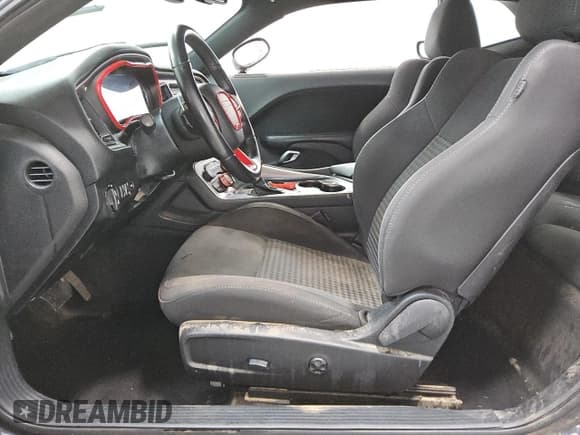 ✅ 2019 Dodge Challenger R/T • VIN: 2C3CDZBT1KH551215 • Лот: 81217545. Опубликован ранее на Copart с пробегом 77 227 миль. Бесплатный доступ к архиву аукционных продаж из США и подробный отчёт об истории автомобиля на DreamBid. Изображение 7.