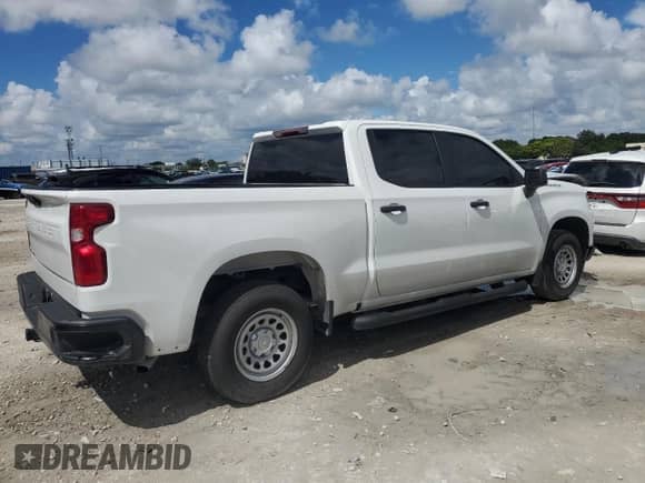 ✅ 2025 Chevrolet Silverado 1500 Work Truck • VIN: 1GCPAAEK0SZ207966 • Lot: 84288685. Wystawiony na Copart z przebiegiem 7 252 mil. Bezpłatny archiwum sprzedaży aukcyjnych z USA i szczegółowy raport historii pojazdu na DreamBid. Zdjęcie 3.