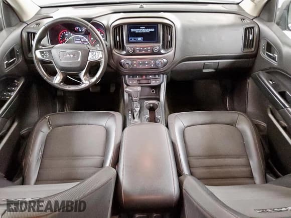 ✅ 2015 GMC Canyon 2WD SLE • VIN: 1GTG5BE32F1247005 • Lot: 68597135. Wystawiony na Copart z przebiegiem 91 100 mil. Bezpłatny archiwum sprzedaży aukcyjnych z USA i szczegółowy raport historii pojazdu na DreamBid. Zdjęcie 8.