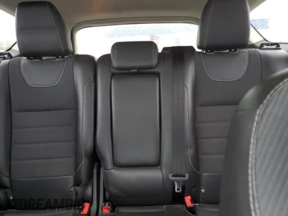 ✅ 2014 Ford Escape SE • VIN: 1FMCU9G98EUD87628 • Lot: 90939095. Wystawiony na Copart z przebiegiem 177 355 mil. Bezpłatny archiwum sprzedaży aukcyjnych z USA i szczegółowy raport historii pojazdu na DreamBid. Zdjęcie 10.