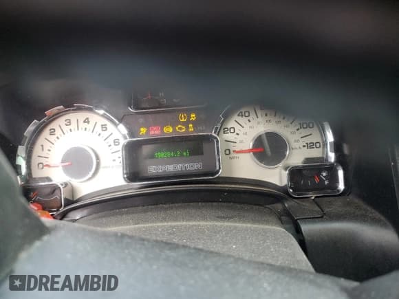 ✅ 2014 Ford Expedition Limited • VIN: 1FMJU2A58EEF04624 • Lot: 56540345. Wystawiony na Copart z przebiegiem 198 284 mil. Bezpłatny archiwum sprzedaży aukcyjnych z USA i szczegółowy raport historii pojazdu na DreamBid. Zdjęcie 9.