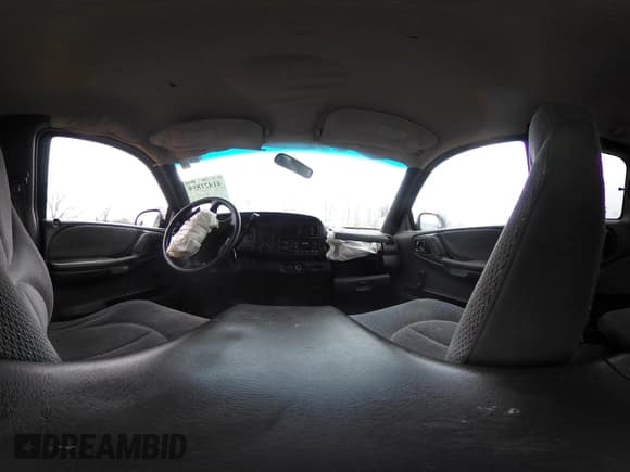 ✅ 1997 Dodge Dakota • VIN: 1B7GL23X2VS209651 • Lot: 41421859. Wystawiony na IAAI z przebiegiem 246 016 mil. Bezpłatny archiwum sprzedaży aukcyjnych z USA i szczegółowy raport historii pojazdu na DreamBid. Zdjęcie 18.