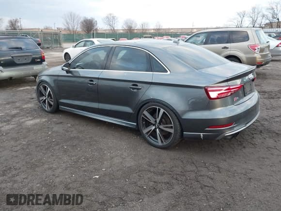 ✅ 2017 Audi S3 Premium Plus • VIN: WAUB1GFF7H1035261 • Lot: 41278084. Listed on IAAI with 86,118 mi. Free auction sales archive from the USA and detailed vehicle history report at DreamBid. Image 3.