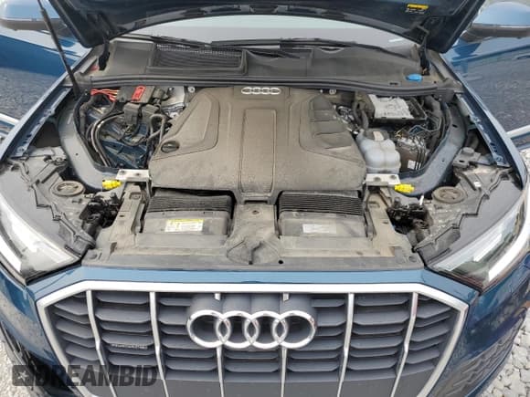 ✅ 2021 Audi Q7 Premium • VIN: WA1AJAF77MD033582 • Lot: 60728555. Wystawiony na Copart z przebiegiem 54 119 mil. Bezpłatny archiwum sprzedaży aukcyjnych z USA i szczegółowy raport historii pojazdu na DreamBid. Zdjęcie 12.