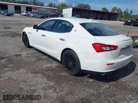 ✅ 2015 Maserati Ghibli • VIN: ZAM57XSA6F1141539 • Лот: 42723220. Опубликован ранее на IAAI с пробегом 68 593 миль. Бесплатный доступ к архиву аукционных продаж из США и подробный отчёт об истории автомобиля на DreamBid. Изображение 3.