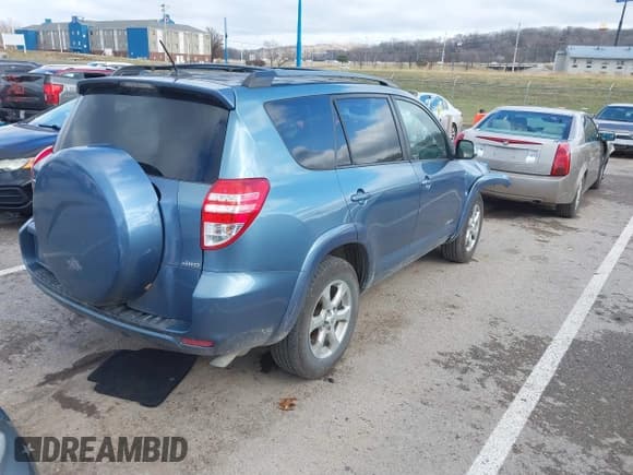 ✅ 2009 Toyota RAV4 Limited • VIN: 2T3BK31V89W011156 • Lot: 41139389. Listed on IAAI with 198,934 mi. Free auction sales archive from the USA and detailed vehicle history report at DreamBid. Image 4.