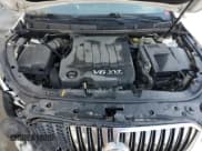 ✅ 2014 Buick LaCrosse Leather • VIN: 1G4GB5G38EF105116 • Lot: 86548215. Wystawiony na Copart z przebiegiem 170 616 mil. Bezpłatny archiwum sprzedaży aukcyjnych z USA i szczegółowy raport historii pojazdu na DreamBid. Zdjęcie 11.