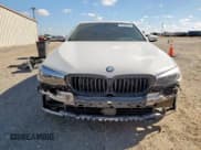 ✅ 2018 BMW 5 Series 540i • VIN: WBAJE5C57JWA92703 • Лот: 91695295. Опубликован ранее на Copart с пробегом 127 759 миль. Бесплатный доступ к архиву аукционных продаж из США и подробный отчёт об истории автомобиля на DreamBid. Изображение 5.