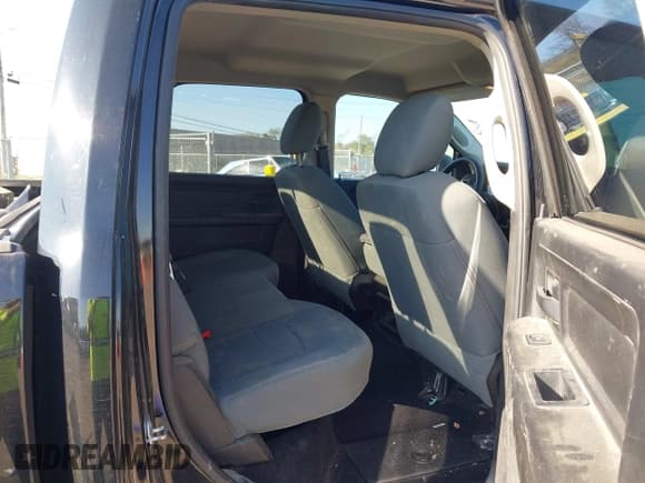 ✅ 2015 Ram 1500 Express • VIN: 1C6RR6KT1FS542042 • Лот: 43500031. Опубликован ранее на IAAI с пробегом 235 067 миль. Бесплатный доступ к архиву аукционных продаж из США и подробный отчёт об истории автомобиля на DreamBid. Изображение 8.