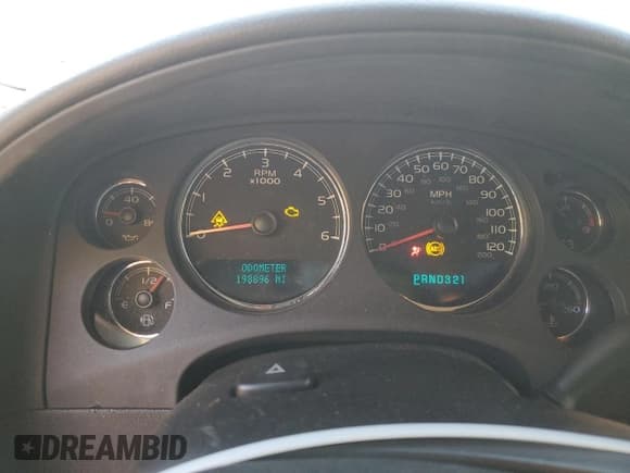 ✅ 2007 Chevrolet Suburban LT • VIN: 1GNFK16307J241189 • Lot: 73986394. Wystawiony na Copart z przebiegiem 198 896 mil. Bezpłatny archiwum sprzedaży aukcyjnych z USA i szczegółowy raport historii pojazdu na DreamBid. Zdjęcie 9.