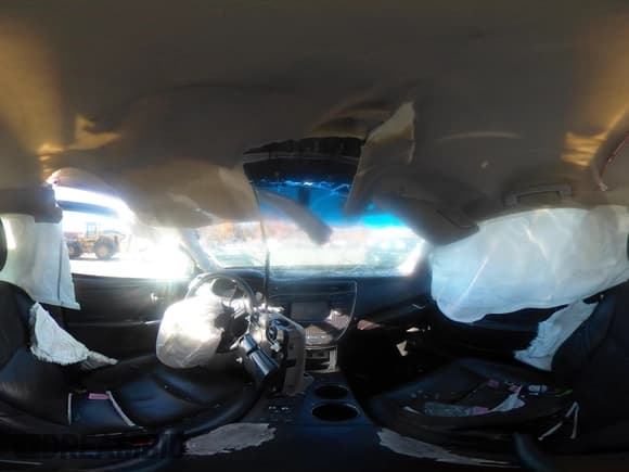 ✅ 2016 Toyota Avalon Limited • VIN: 4T1BK1EB8GU217216 • Lot: 43621313. Wystawiony na IAAI z przebiegiem 133 146 mil. Bezpłatny archiwum sprzedaży aukcyjnych z USA i szczegółowy raport historii pojazdu na DreamBid. Zdjęcie 18.