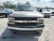 2001 Chevrolet Silverado 2500HD LT с VIN 1GCHK29181E294885, выставлен на аукционе Copart как лот 70041355 с пробегом 289 648 миль миль и Чистый • Clean title. История ставок и продаж доступна на DreamBid. Изображение 5.