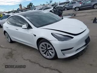 ✅ 2021 Tesla Model 3 Long Range • VIN: 5YJ3E1EB7MF001751 • Lot: 43781220. Wystawiony na IAAI z przebiegiem 78 421 mil. Bezpłatny archiwum sprzedaży aukcyjnych z USA i szczegółowy raport historii pojazdu na DreamBid. Zdjęcie 1.