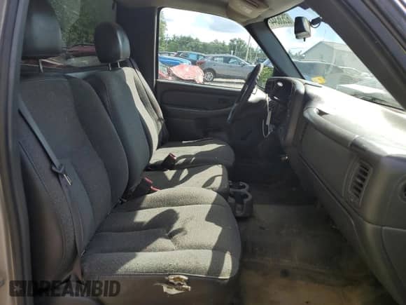 2004 Chevrolet Silverado 1500 Work Truck с VIN 1GCEC14X24Z347681, выставлен на аукционе Copart как лот 62536344 с пробегом 240 786 миль миль и Списание • Salvage title. История ставок и продаж доступна на DreamBid. Изображение 10.