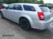 2005 Dodge Magnum SE с VIN 2D4FV48V45H147284, выставлен на аукционе IAAI как лот 42773807 с пробегом 233 561 миль миль и . История ставок и продаж доступна на DreamBid. Изображение 3.