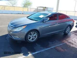 ✅ 2012 Hyundai Sonata SE • VIN: 5NPEC4AC0CH332427 • Lot: 43551037. Listed on IAAI with 121,362 mi. Free auction sales archive from the USA and detailed vehicle history report at DreamBid. Image 6.