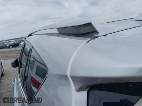 ✅ 2017 Toyota RAV4 LE • VIN: 2T3BFREV8HW646796 • Lot: 41731146. Wystawiony na IAAI z przebiegiem 134 601 mil. Bezpłatny archiwum sprzedaży aukcyjnych z USA i szczegółowy raport historii pojazdu na DreamBid. Zdjęcie 21.