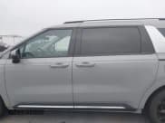 ✅ 2024 Kia Carnival SX Prestige • VIN: KNDNE5H38R6304237 • Lot: 42002896. Listed on IAAI with 38,903 mi. Free auction sales archive from the USA and detailed vehicle history report at DreamBid. Image 15.