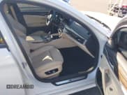 ✅ 2017 BMW 5 Series 540i xDrive • VIN: WBAJE7C34HG887610 • Лот: 43365683. Опубликован ранее на IAAI с пробегом 146 516 миль. Бесплатный доступ к архиву аукционных продаж из США и подробный отчёт об истории автомобиля на DreamBid. Изображение 5.