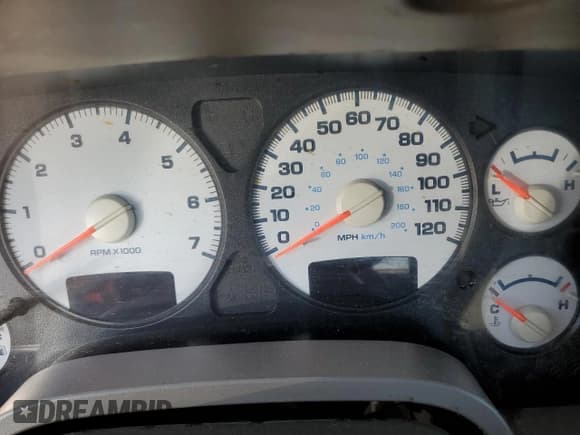 ✅ 2005 Dodge 1500 ST • VIN: 1D7HA16K25J549706 • Лот: 75922424. Опубликован ранее на Copart с пробегом Не указан. Бесплатный доступ к архиву аукционных продаж из США и подробный отчёт об истории автомобиля на DreamBid. Изображение 9.