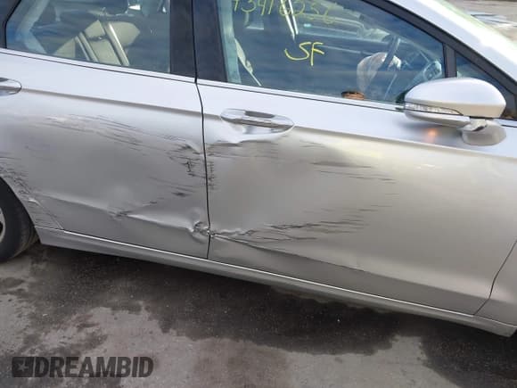 ✅ 2014 Ford Fusion SE • VIN: 3FA6P0H7XER146801 • Lot: 43416256. Listed on IAAI with 90,675 mi. Free auction sales archive from the USA and detailed vehicle history report at DreamBid. Image 20.