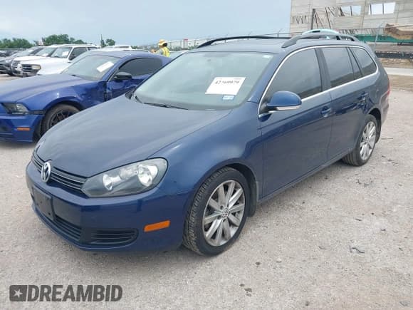 ✅ 2013 Volkswagen Jetta TDI w/Sunroof & Nav • VIN: 3VWPL7AJ3DM662029 • Лот: 42469979. Опубликован ранее на IAAI с пробегом 117 481 миль. Бесплатный доступ к архиву аукционных продаж из США и подробный отчёт об истории автомобиля на DreamBid. Изображение 2.