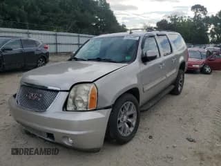 ✅ 2008 GMC Yukon XL SLT 4SB • VIN: 1GKFK16318J246741 • Лот: 63254585. Опубликован ранее на Copart с пробегом 180 557 миль. Бесплатный доступ к архиву аукционных продаж из США и подробный отчёт об истории автомобиля на DreamBid. Изображение 1.