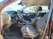 ✅ 2020 Chevrolet Traverse LT Cloth • VIN: 1GNERGKW0LJ310757 • Lot: 84817065. Listed on Copart with 90,530 mi. Free auction sales archive from the USA and detailed vehicle history report at DreamBid. Image 7.