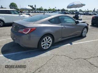 ✅ 2013 Hyundai Genesis Coupe 2.0T • VIN: KMHHT6KD0DU082240 • Lot: 59400945. Wystawiony na Copart z przebiegiem 119 761 mil. Bezpłatny archiwum sprzedaży aukcyjnych z USA i szczegółowy raport historii pojazdu na DreamBid. Zdjęcie 3.