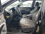 ✅ 2016 Hyundai Santa Fe • VIN: 5XYZWDLA1GG343602 • Лот: 67098143. Опубликован ранее на Copart с пробегом Не указан. Бесплатный доступ к архиву аукционных продаж из США и подробный отчёт об истории автомобиля на DreamBid. Изображение 7.