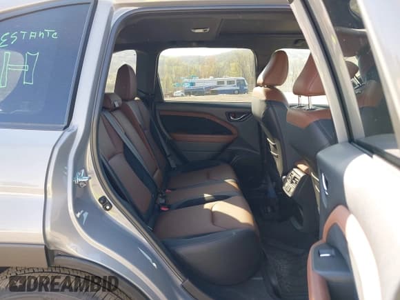 ✅ 2025 Subaru Forester Touring • VIN: JF2SLDTCXSH472743 • Lot: 42115023. Listed on IAAI with 1,247 mi. Free auction sales archive from the USA and detailed vehicle history report at DreamBid. Image 8.