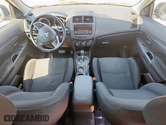 2015 Mitsubishi Outlander ES с VIN 4A4AR3AU1FE038290, выставлен на аукционе Copart как лот 71430325 с пробегом 109 474 миль миль и Чистый • Clean title. История ставок и продаж доступна на DreamBid. Изображение 8.