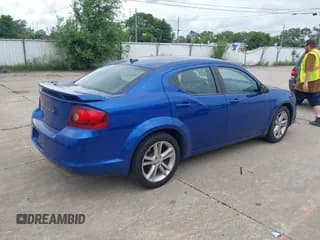 ✅ 2013 Dodge Avenger SE V6 • VIN: 1C3CDZAG3DN770417 • Lot: 42537813. Wystawiony na IAAI z przebiegiem 139 033 mil. Bezpłatny archiwum sprzedaży aukcyjnych z USA i szczegółowy raport historii pojazdu na DreamBid. Zdjęcie 4.