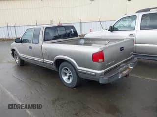 ✅ 1998 Chevrolet S-10 LS • VIN: 1GCCS19X0W8129721 • Лот: 41927965. Опубликован ранее на IAAI с пробегом 180 056 миль. Бесплатный доступ к архиву аукционных продаж из США и подробный отчёт об истории автомобиля на DreamBid. Изображение 3.