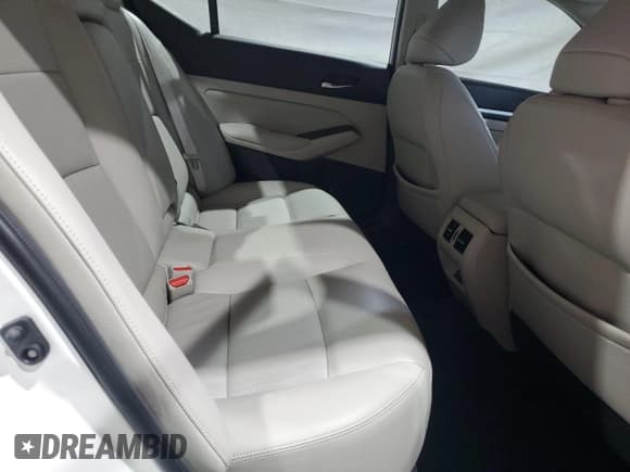 ✅ 2019 Nissan Altima Platinum • VIN: 1N4BL4FW7KN302755 • Lot: 65153775. Wystawiony na Copart z przebiegiem 96 276 mil. Bezpłatny archiwum sprzedaży aukcyjnych z USA i szczegółowy raport historii pojazdu na DreamBid. Zdjęcie 10.