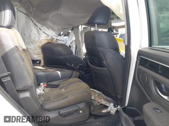 ✅ 2023 Honda Pilot EX-L • VIN: 5FNYG2H48PB012605 • Lot: 41655553. Wystawiony na IAAI z przebiegiem Nie podano. Bezpłatny archiwum sprzedaży aukcyjnych z USA i szczegółowy raport historii pojazdu na DreamBid. Zdjęcie 8.