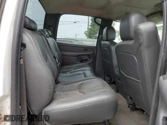 ✅ 2007 Chevrolet Silverado 2500HD LT3 • VIN: 1GCHK23D07F132433 • Lot: 67554555. Listed on Copart with Not provided. Free auction sales archive from the USA and detailed vehicle history report at DreamBid. Image 10.