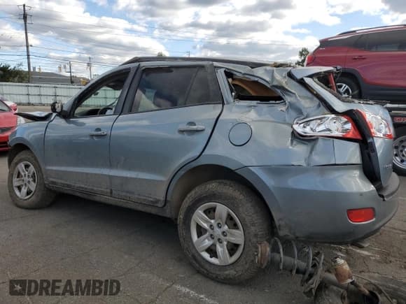 ✅ 2009 Hyundai Santa Fe GLS • VIN: 5NMSG13D69H276978 • Lot: 76225204. Listed on Copart with 178,871 mi. Free auction sales archive from the USA and detailed vehicle history report at DreamBid. Image 2.