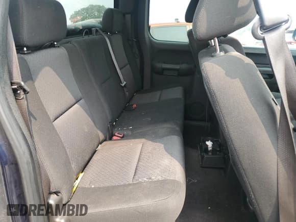 ✅ 2010 Chevrolet Silverado 1500 LT • VIN: 1GCSKSE36AZ211556 • Lot: 63698804. Listed on Copart with 137,529 mi. Free auction sales archive from the USA and detailed vehicle history report at DreamBid. Image 10.