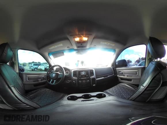 ✅ 2018 Ram 1500 Big Horn • VIN: 1C6RR7LT6JS331464 • Lot: 42357063. Wystawiony na IAAI z przebiegiem 206 907 mil. Bezpłatny archiwum sprzedaży aukcyjnych z USA i szczegółowy raport historii pojazdu na DreamBid. Zdjęcie 18.