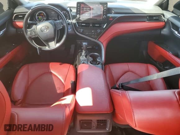 ✅ 2024 Toyota Camry Hybrid XSE • VIN: 4T1K31AK6RU065376 • Lot: 85365225. Listed on Copart with 82,545 mi. Free auction sales archive from the USA and detailed vehicle history report at DreamBid. Image 8.